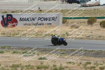 media/Apr-20-2025-AHRMA (Sun) [[393a79c373]]/Race/Group 12/Turn 4b/